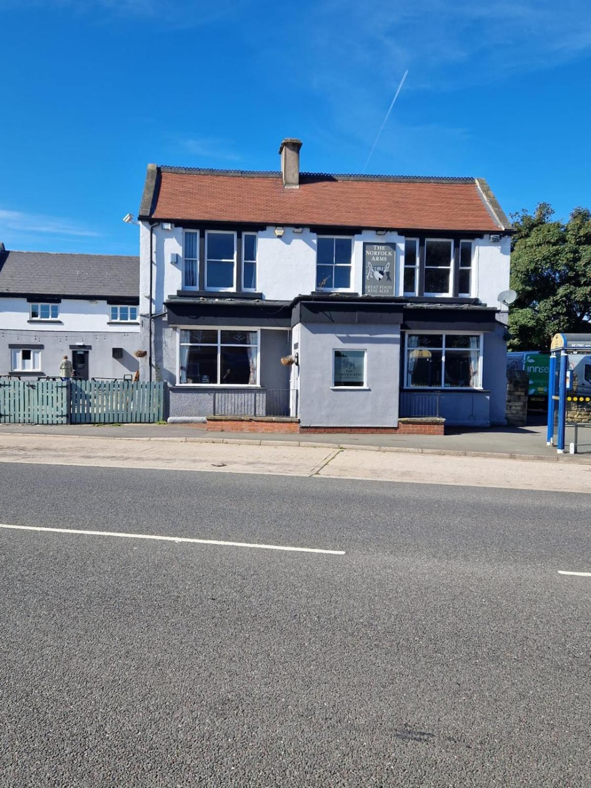 Отель The Norfolk Arms, Chapeltown Шефилд Экстерьер фото