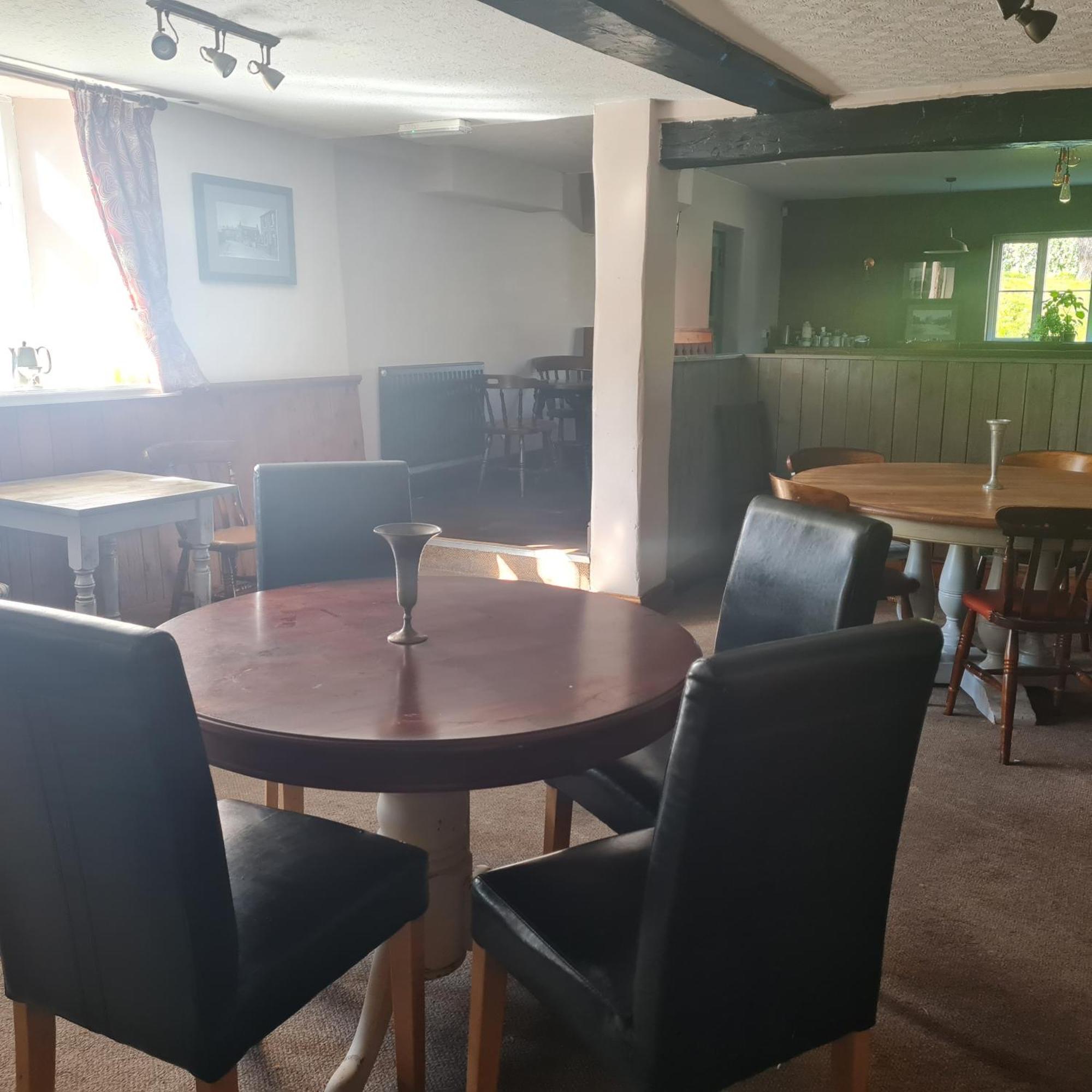 Отель The Norfolk Arms, Chapeltown Шефилд Экстерьер фото