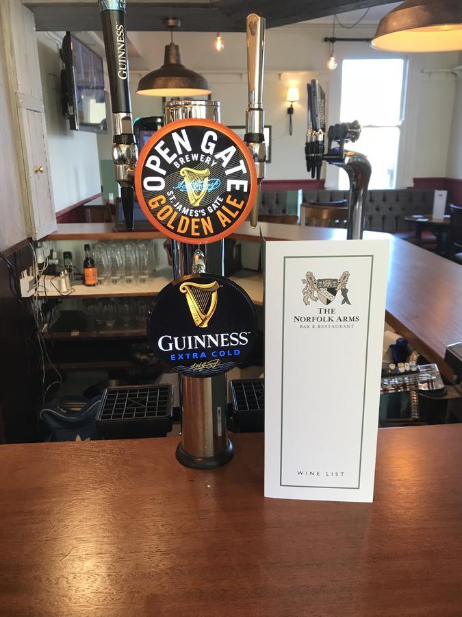 Отель The Norfolk Arms, Chapeltown Шефилд Экстерьер фото