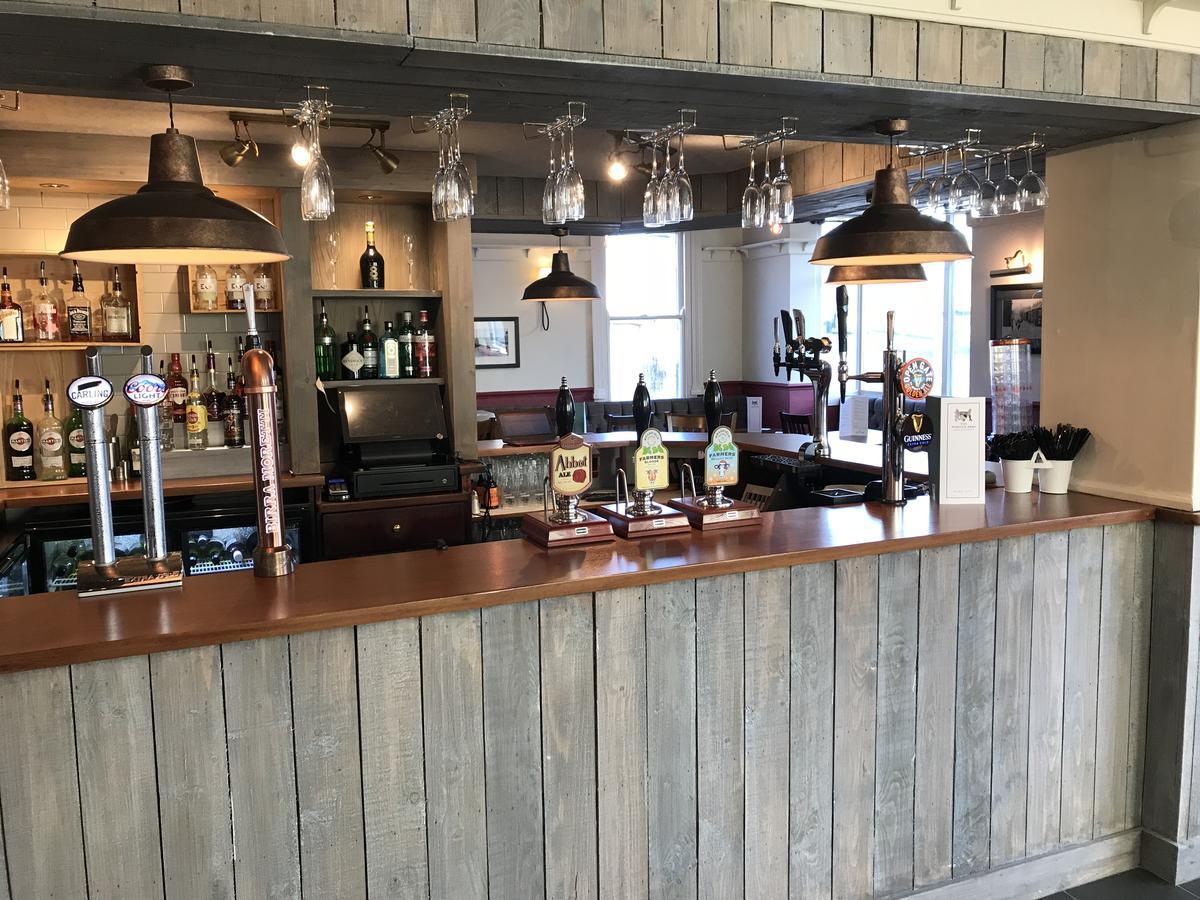 Отель The Norfolk Arms, Chapeltown Шефилд Экстерьер фото
